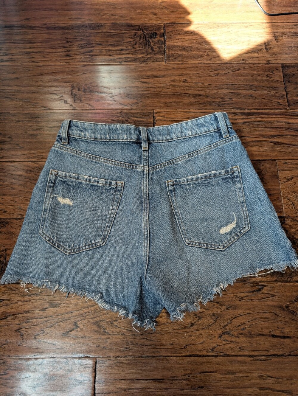 Dynamite Denim Shorts Size 29 - Picture 2 of 7